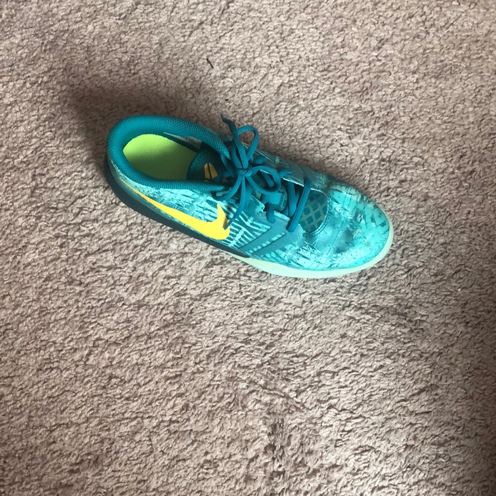 gently used nikes